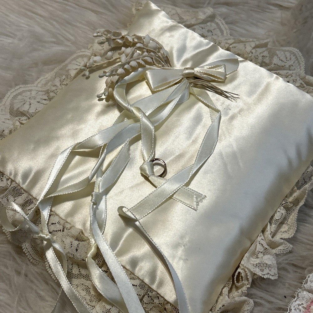 Vintage Wedding Satin Ivory Ring Bearer Pillow Floral Lace & Handmade Garter Set